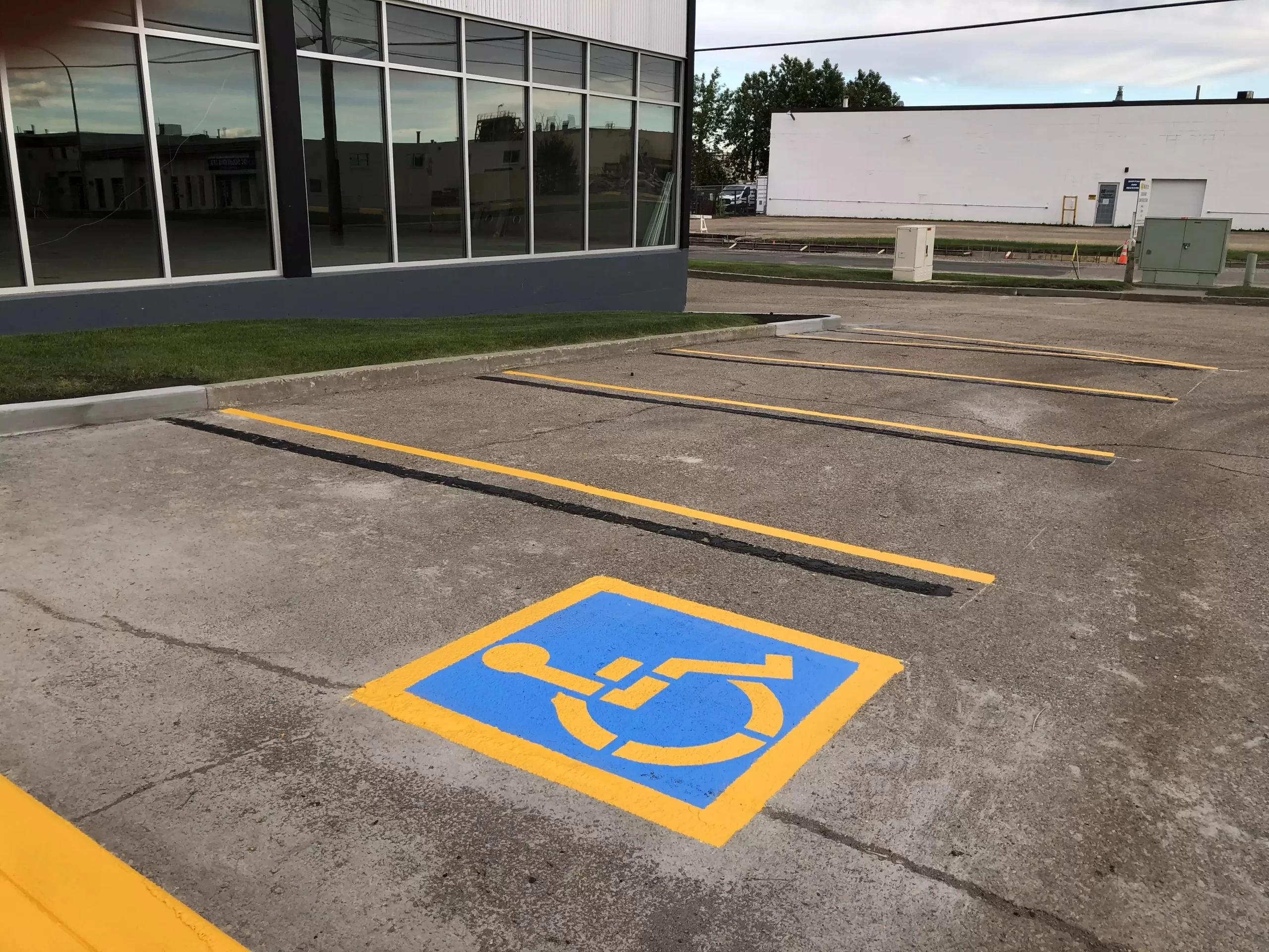 asphalt repair and paving edmonton